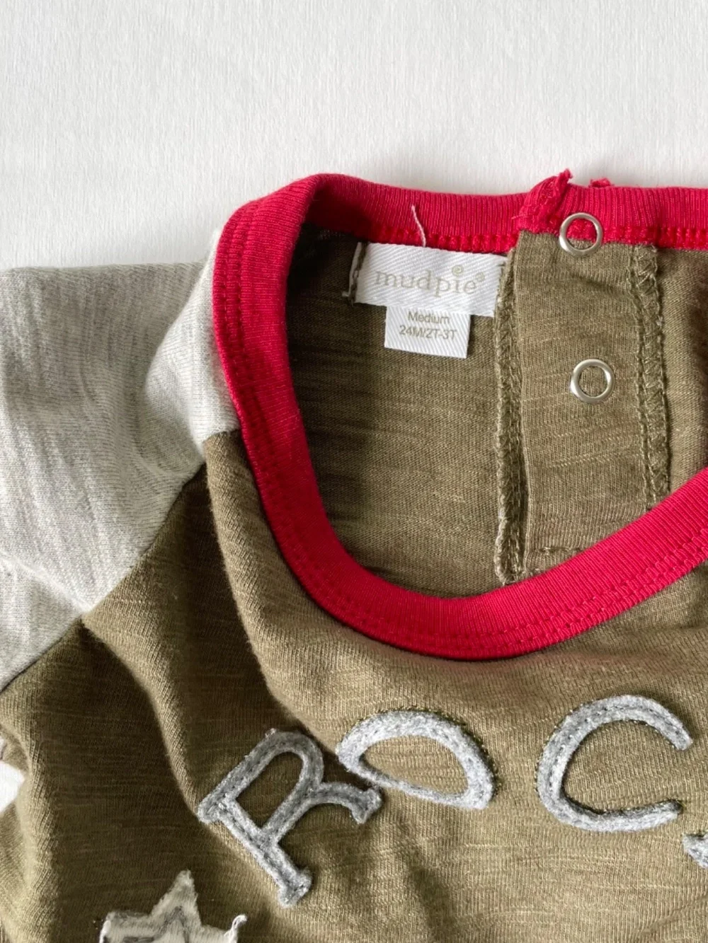 2-Pc Sz 2/2T Boys “Rock Star” Olive Green Top & Jogger Pant EXC
